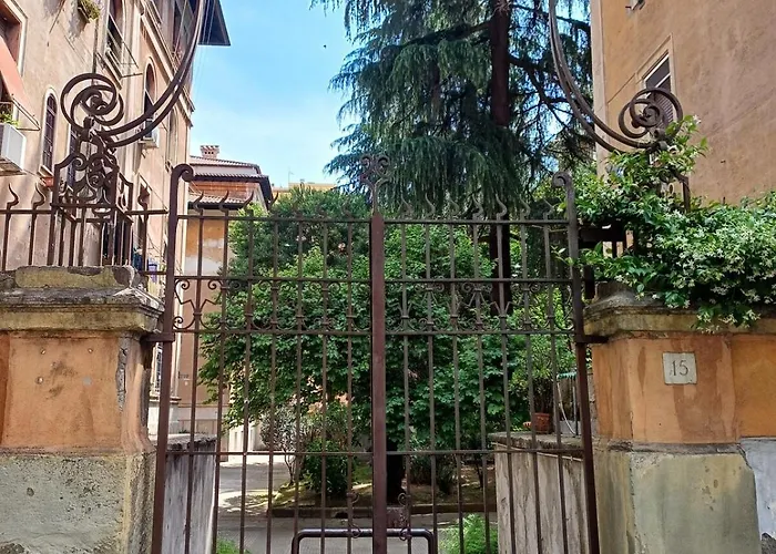 Trastevere St Rolli 15